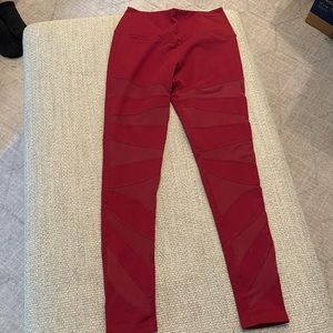 Buff bunny leggings size small